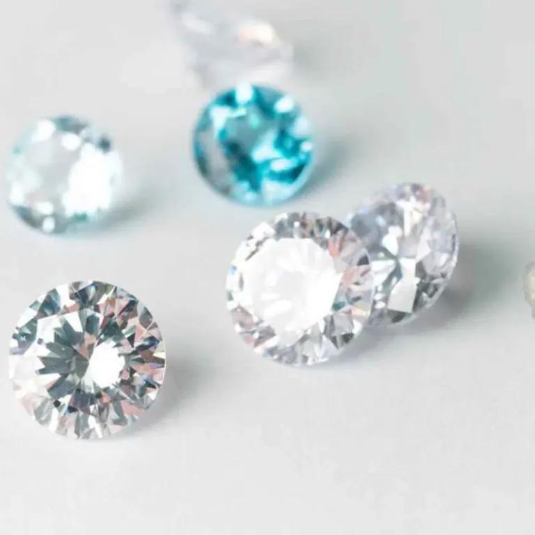 Dureté du zirconium cubique