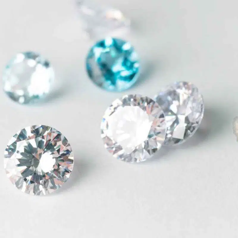 Härte von Cubic Zirconia