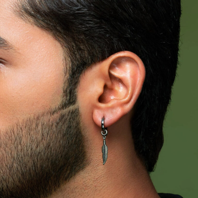 Types de boucles d'oreilles pour hommes