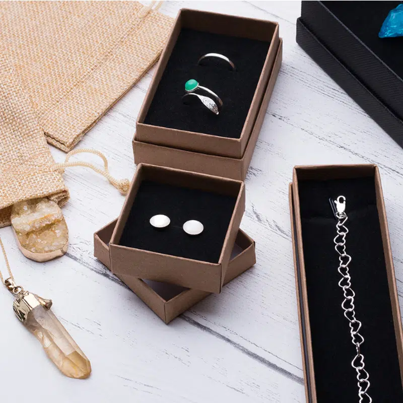 embalaje para negocio de joyería