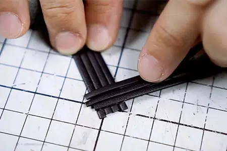 Клеить кожу 8 мм вместе