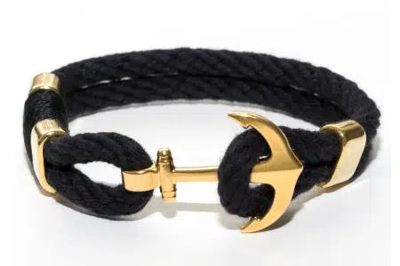 6 Popular Leather Bracelet Clasp Types 6 Hook leather bracelet