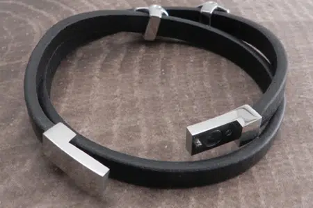 6 Popular Leather Bracelet Clasp Types 1 Magnetic Clasp