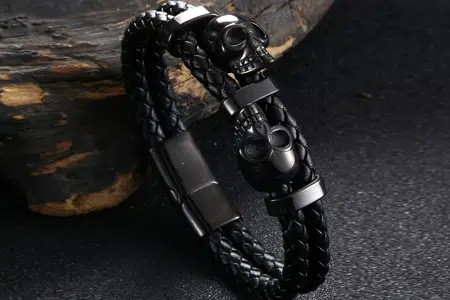 4 Basic and 9 Fashionable Leather Bracelet Designs and Types 10 Punk Style leather bracelet