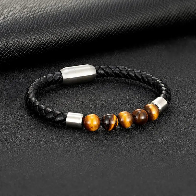 ¿Cómo hacer pulseras de cuero y cuentas?