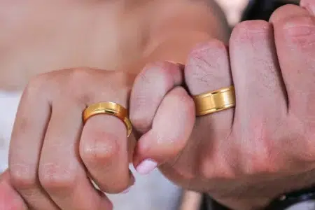 Erkek ve kadınlar için eklem büyüklüğü