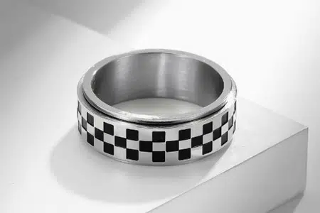 Whether Stainless Steel Will Turn Your Skin Green