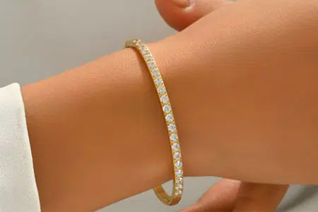 Different Types of Bracelets: A Complete Guide for Jewelry Brands 2 Bangle
